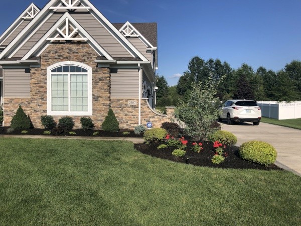 Cleveland Area Landscaping Company Spring Lawn Cleanup and Services
