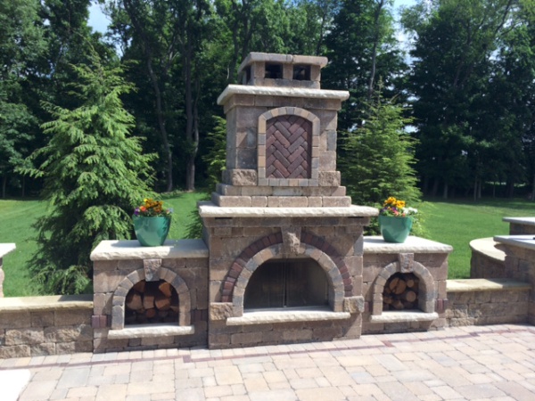 Cleveland's H&M Landscaping Outdoor Fireplace Kitchen Installation