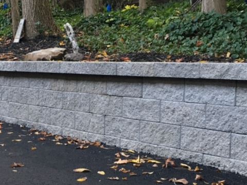 Belgard Versa-Lok Retaining Wall in Pepper Pike Ohio