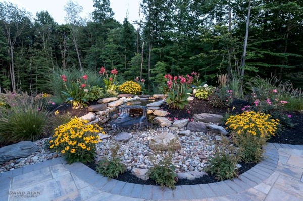 Cleveland Area Landscaping Softscape & Lawn Installation