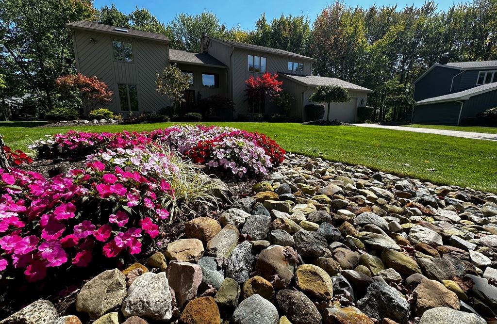 Cleveland Area Landscaping Company Offers Tips for Weed Control for Northeast Ohio