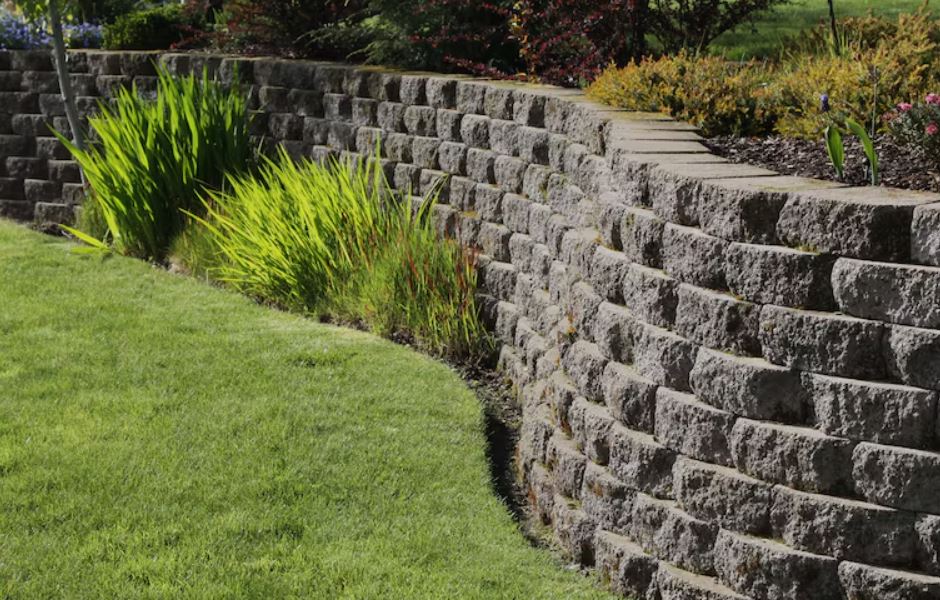 Cleveland Area Landscape Retaining Wall Installation for Northeast Ohio