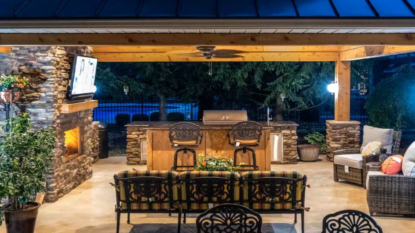 Cleveland Area Landscapers Design & Install Outdoor Kitchens