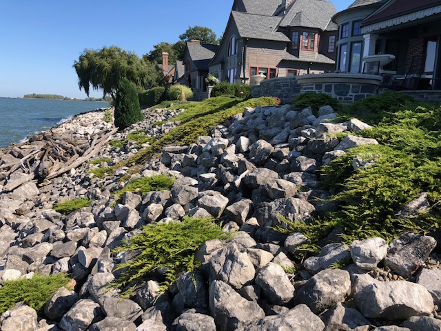 Cleveland's H&M Landscaping Creeping Juniper Ground Cover Installation